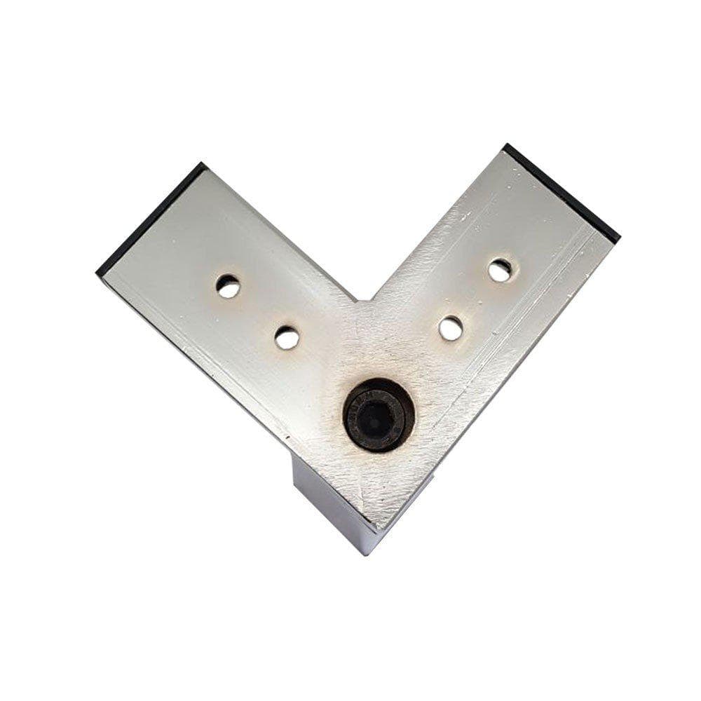 Stalen meubelpoot chroom hoek 4 bij 4 cm en hoogte 15 cm