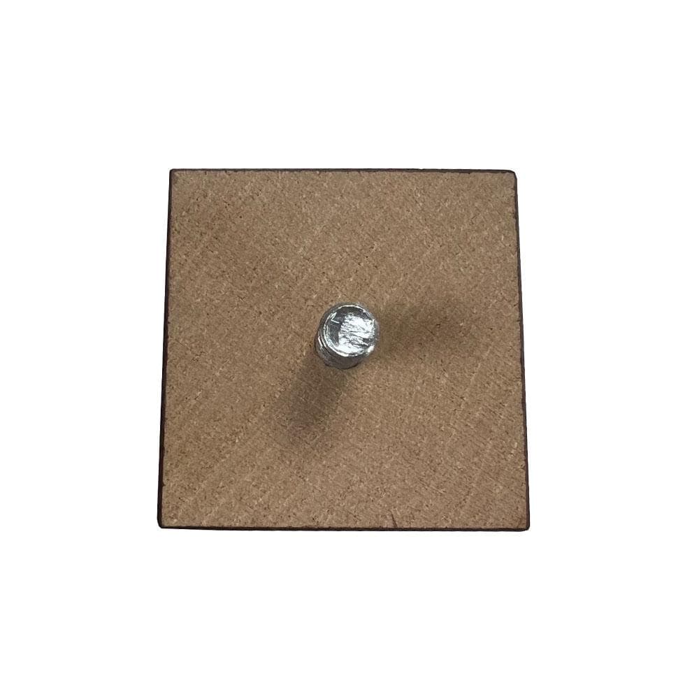 Meubelpoot bruin taps 5,5 bij 5,5 cm en hoogte 16 cm van massief hout (M8)