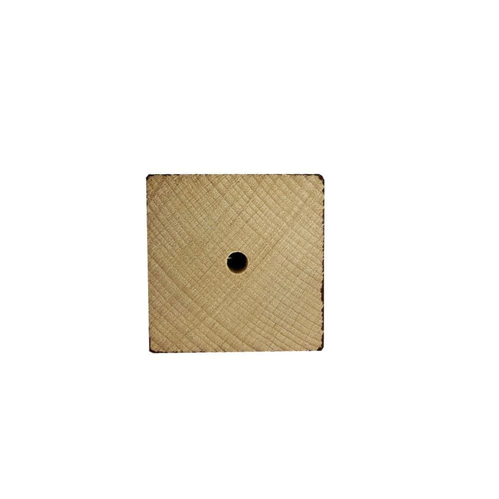 Meubelpoot bruin vierkant 5 bij 5 cm en hoogte 7 cm  van massief hout
