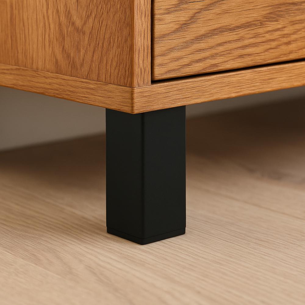 Stalen meubelpoot zwart vierkant 5 bij 5 cm en hoogte 10 cm  (5 x 5 cm)